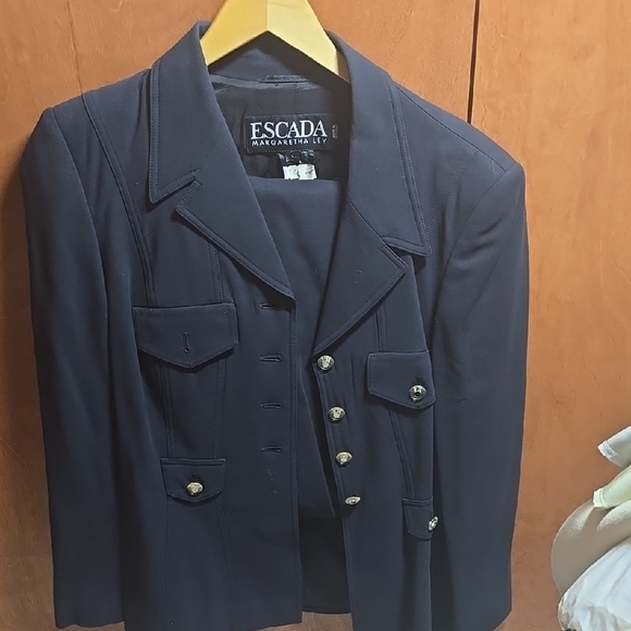 Escada Jackets & Blazers - Escada Vintage Women's Navy Jacket And Pants Set